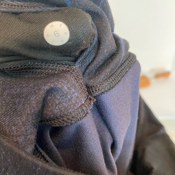 Lululemon Leggings 6 Black Blue Mid Rise 32 Inseam - Picture 8 of 9